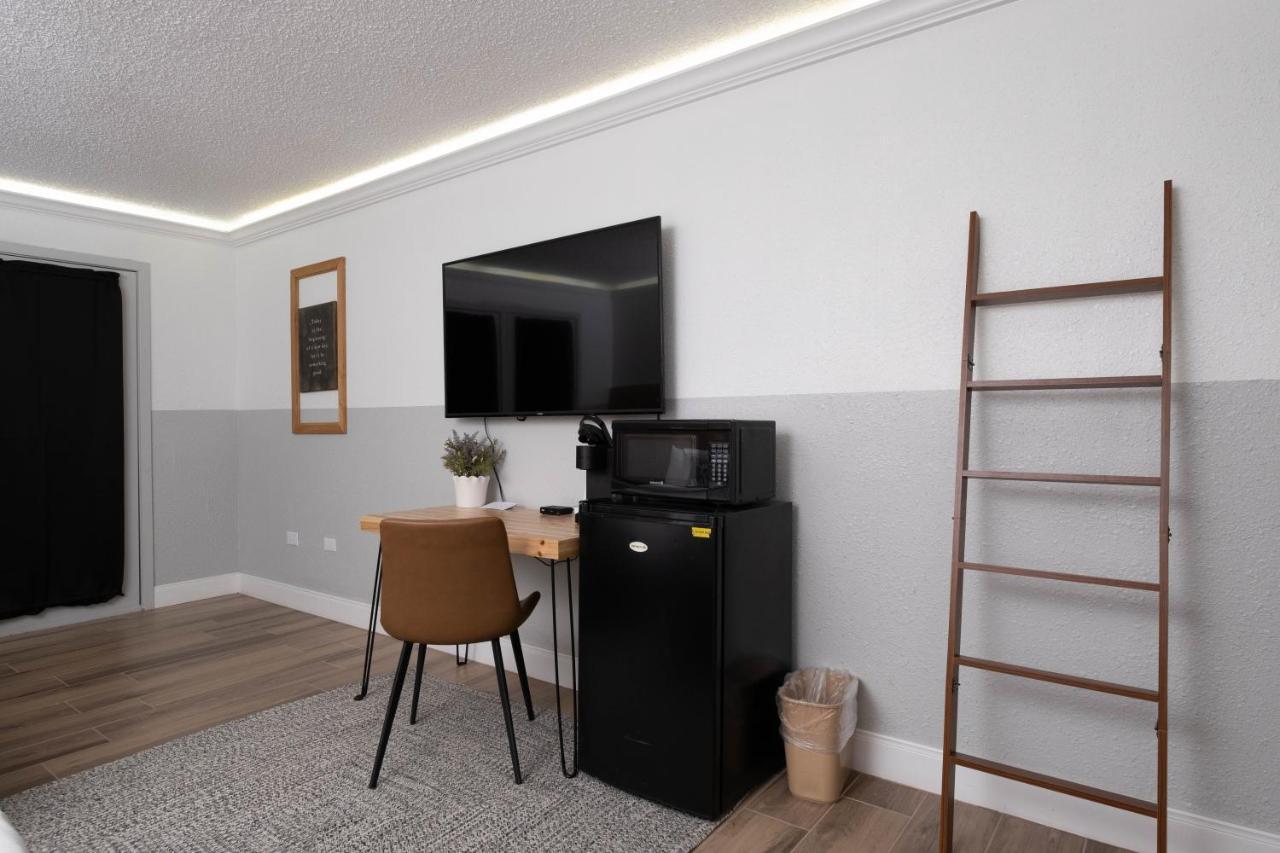 The Westerner - Extended Hotel
